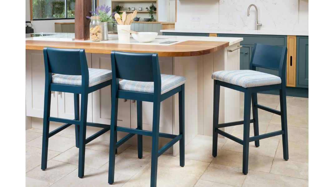 James II - a compact luxury Bar Stool